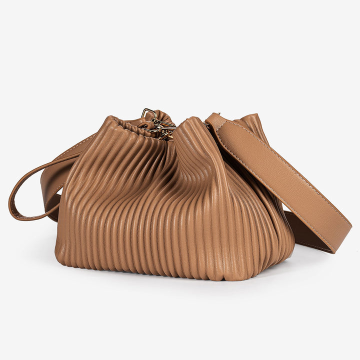 sac, sac à main, sac à dos, maroquinerie, sac végan, sac à main végan, sac à dos végan, cuir végan, cuir végétale, mode responsable, mode éthique, sac à main cuir végétale, sac femme, sacà main femme, sac à main végan femme, sac à main moderne, sac à main cuir, sac à main en paille, sac à main en toile, totes bags, totes bags végan