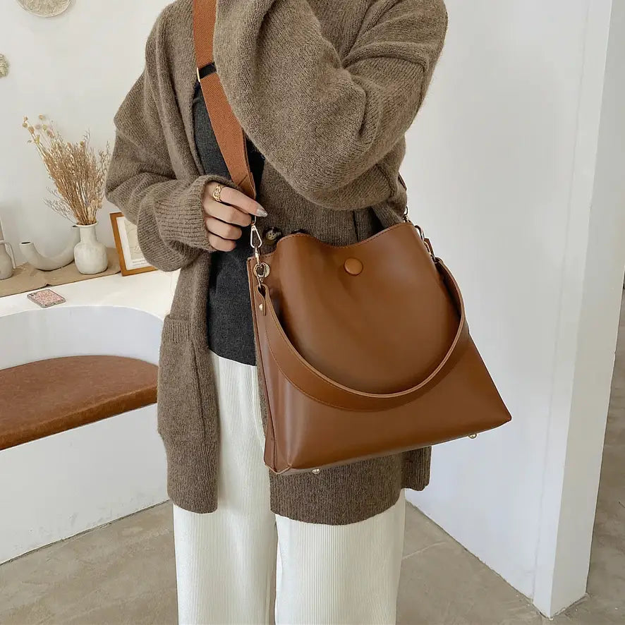 Fanya | Bucket Shoulder Bag