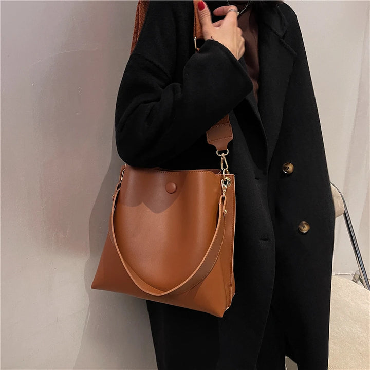 Fanya | Bucket Shoulder Bag