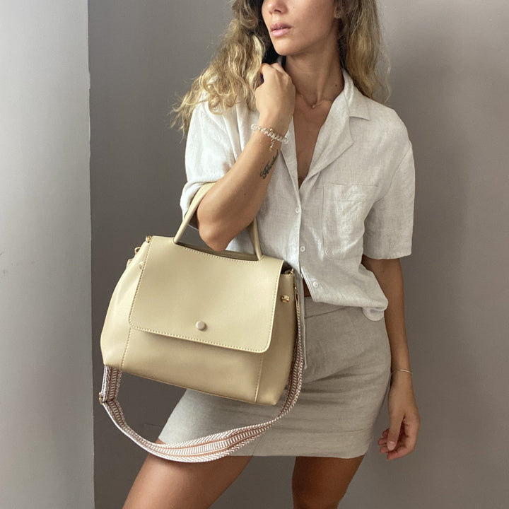 Solia | Shoulder bag