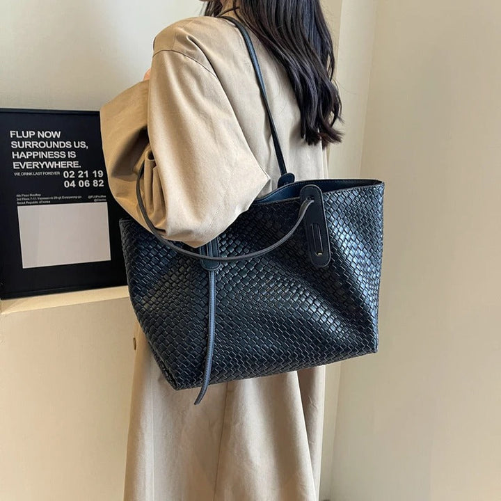 Lora | Tote Bag