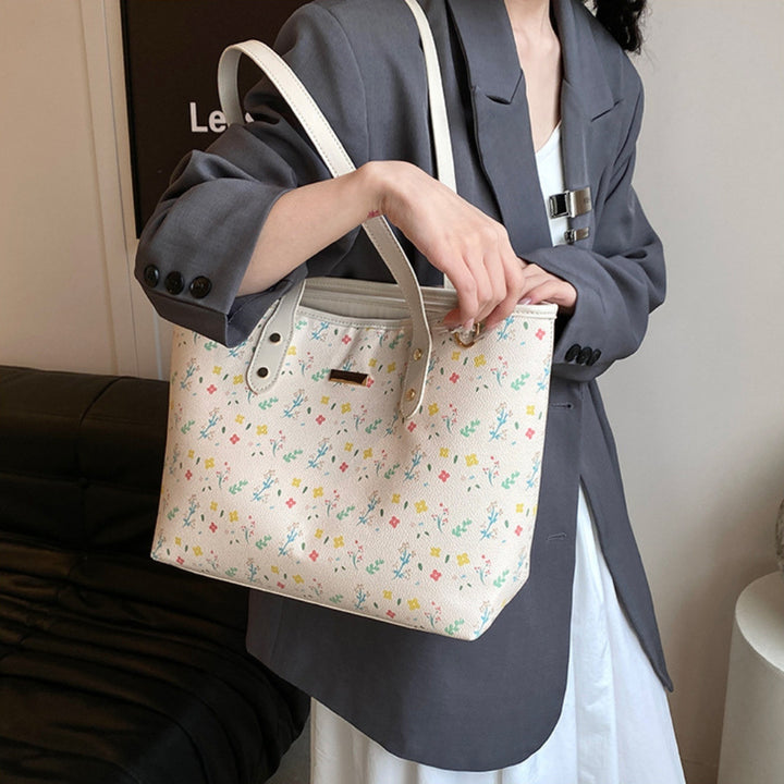 Leora | Tote Bag