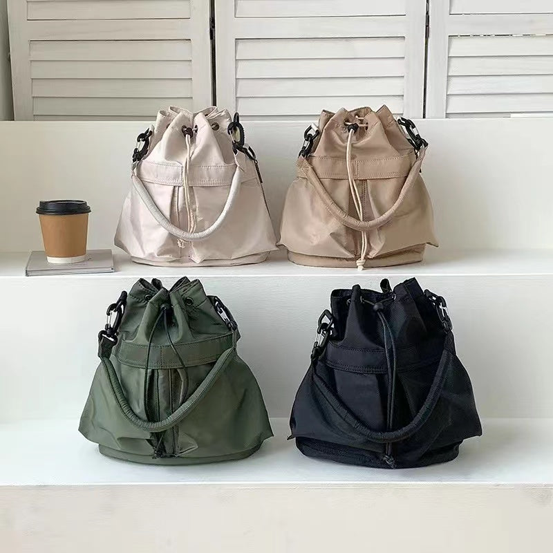 sac, sac à main, sac à dos, maroquinerie, sac végan, sac à main végan, sac à dos végan, cuir végan, cuir végétale, mode responsable, mode éthique, sac à main cuir végétale, sac femme, sacà main femme, sac à main végan femme, sac à main moderne, sac à main cuir, sac à main en paille, sac à main en toile, totes bags, totes bags végan