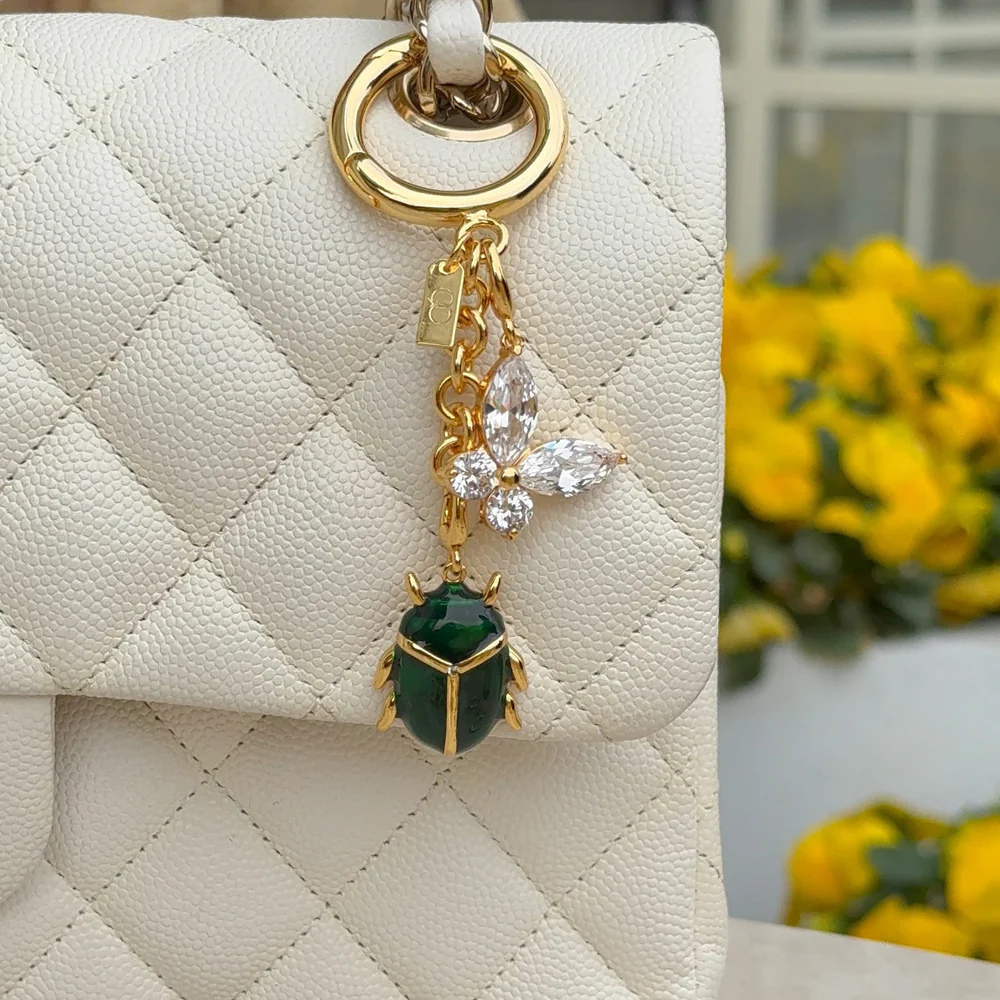 Scarabée Royal | Le charme mystique