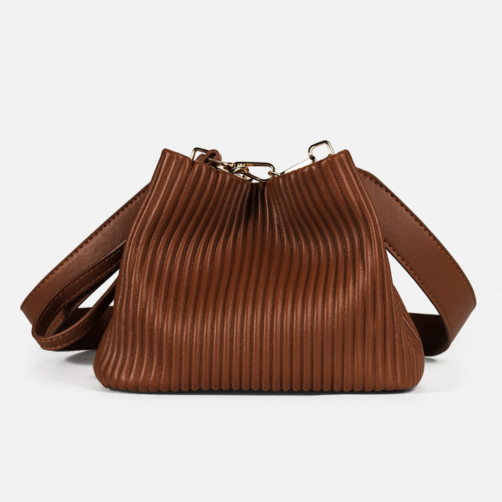 sac, sac à main, sac à dos, maroquinerie, sac végan, sac à main végan, sac à dos végan, cuir végan, cuir végétale, mode responsable, mode éthique, sac à main cuir végétale, sac femme, sacà main femme, sac à main végan femme, sac à main moderne, sac à main cuir, sac à main en paille, sac à main en toile, totes bags, totes bags végan