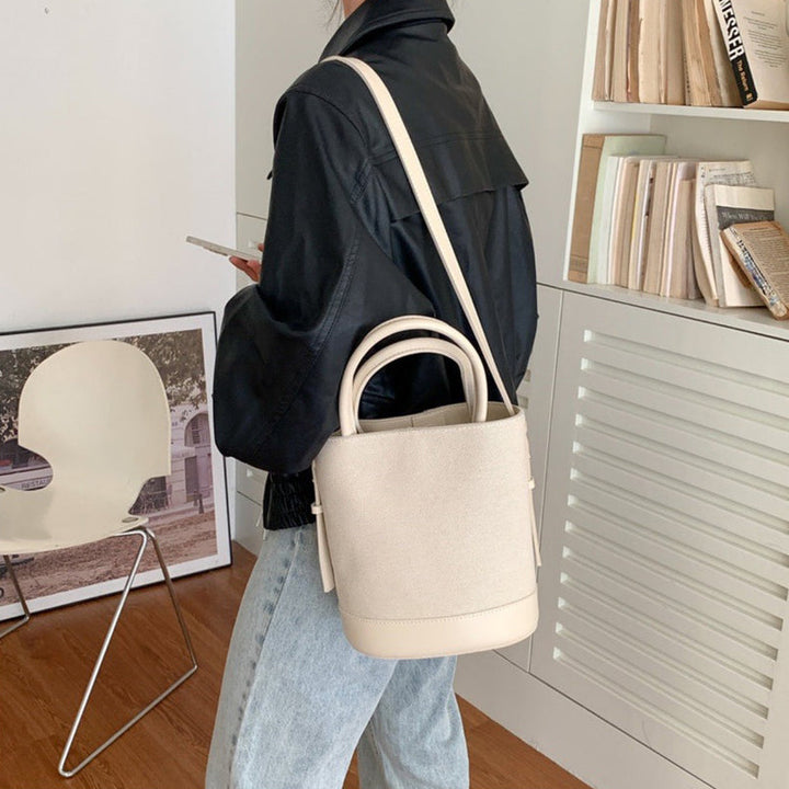 sac, sac à main, sac à dos, maroquinerie, sac végan, sac à main végan, sac à dos végan, cuir végan, cuir végétale, mode responsable, mode éthique, sac à main cuir végétale, sac femme, sacà main femme, sac à main végan femme, sac à main moderne, sac à main cuir, sac à main en paille, sac à main en toile, totes bags, totes bags végan